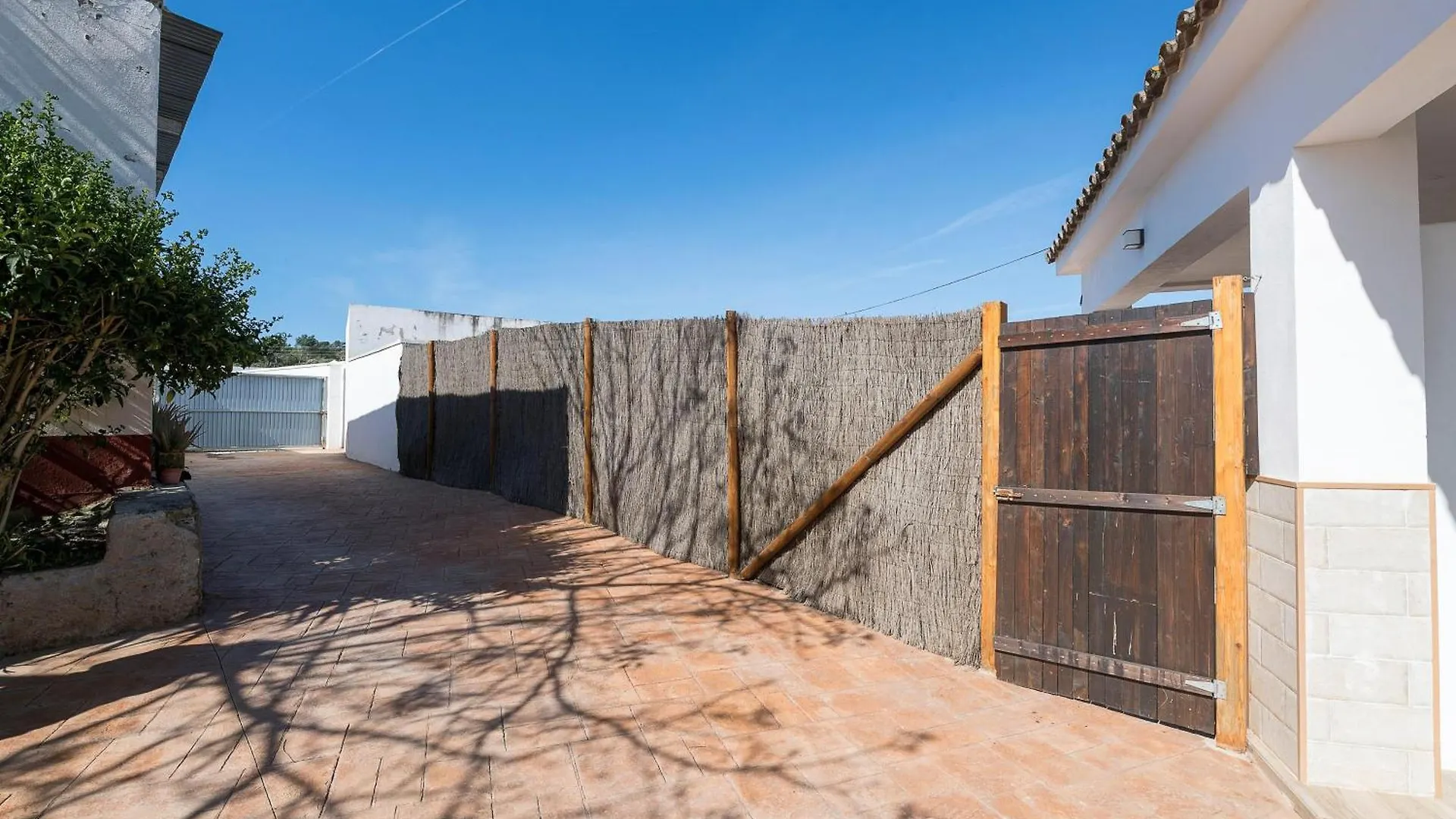 Casa Roja Villa El Soto