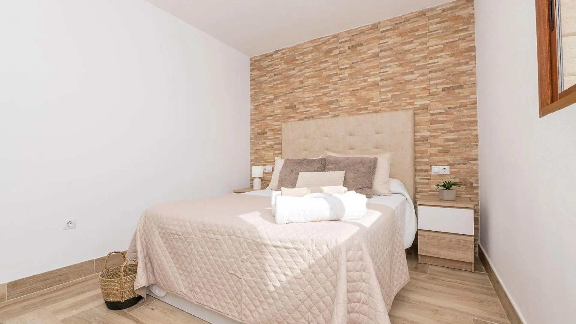 Casa Roja Villa El Soto