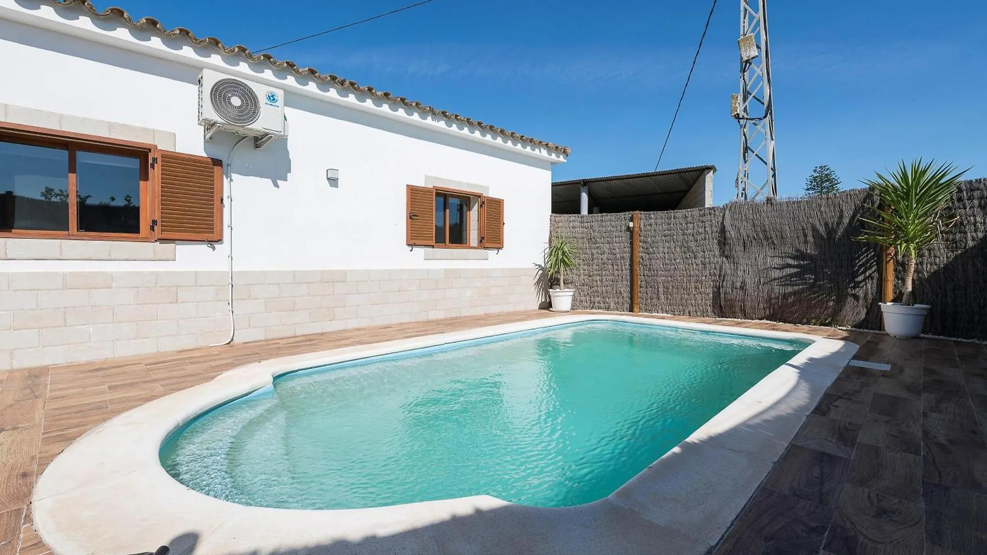 Casa Roja Villa El Soto 0*,  Spain